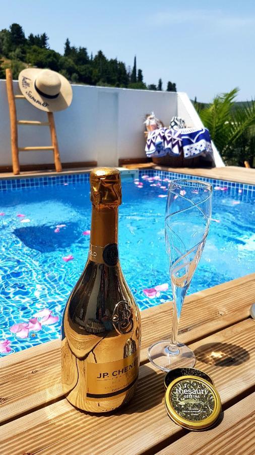 ניקיאנה Luxury Villa Athina מראה חיצוני תמונה