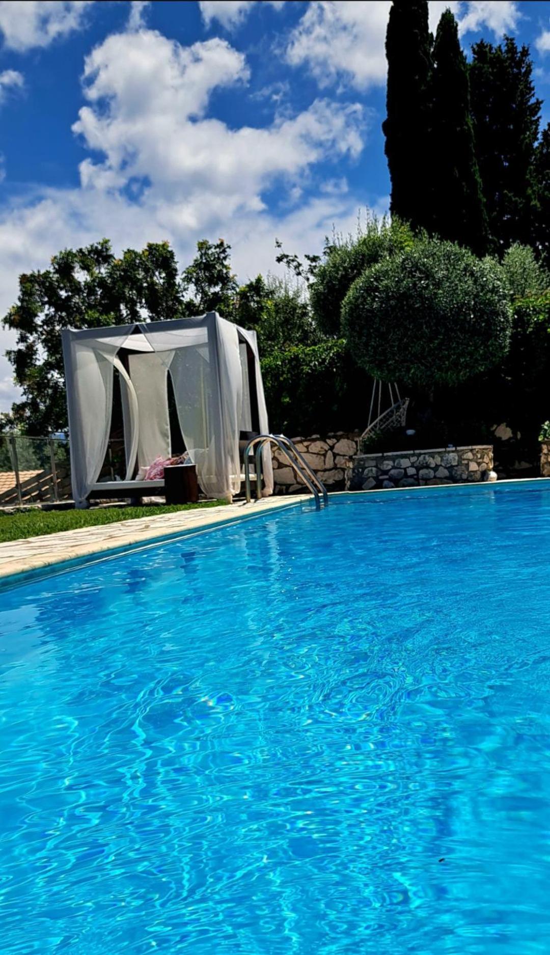ניקיאנה Luxury Villa Athina מראה חיצוני תמונה